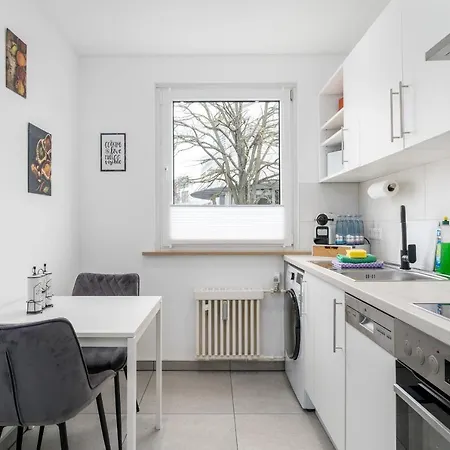Free Living - Jungle Design Apartments, Zentrum, Parkplatz, Kueche, Wlan Wolfsburg Exterior photo