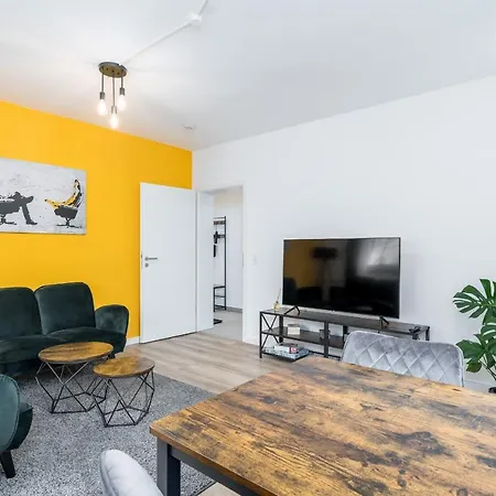 Free Living - Jungle Design Apartments, Zentrum, Parkplatz, Kueche, Wlan Wolfsburg Exterior photo