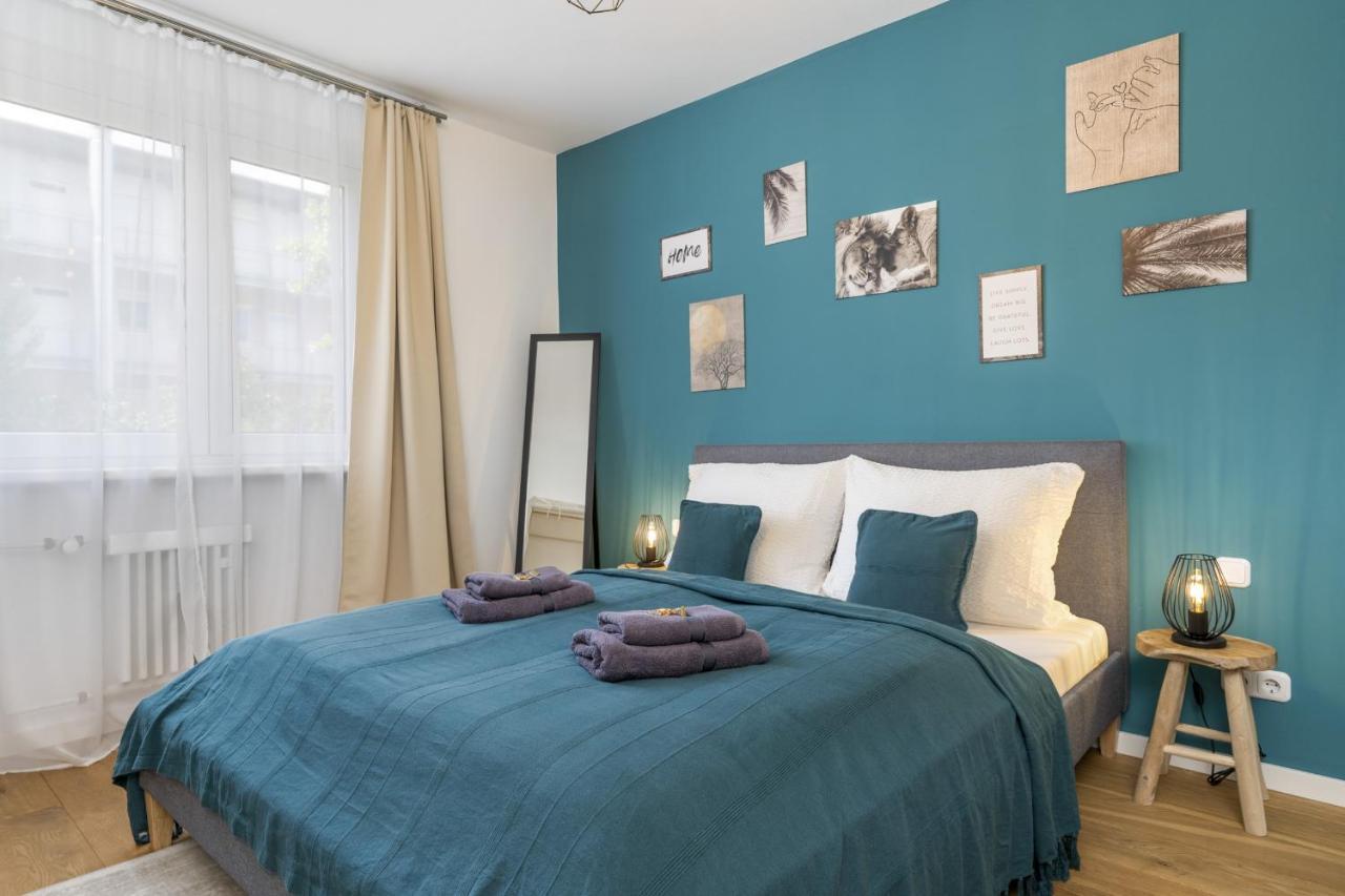 Free Living - Jungle Design Apartments, Zentrum, Parkplatz, Kueche, Wlan Apartment Wolfsburg